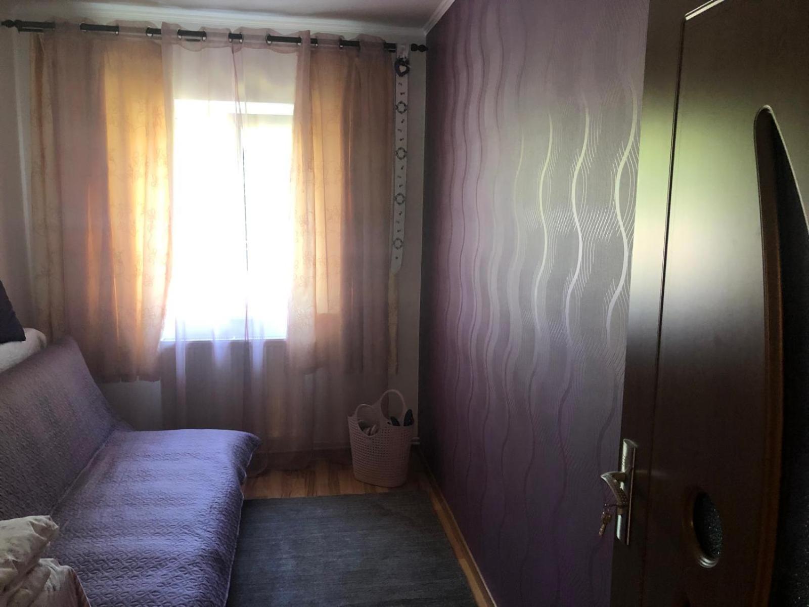 Apartament Cu 3 Camere La Poala Muntilor Fagaras ビクトリア エクステリア 写真